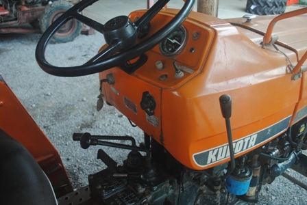 ขายรถไถ Kubota L3001 ตามสภาพครับ สีเดิมๆ