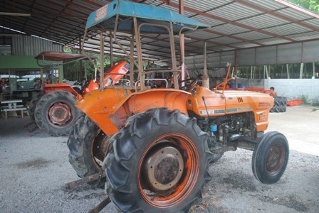 ขายรถไถ Kubota L3001 ตามสภาพครับ สีเดิมๆ