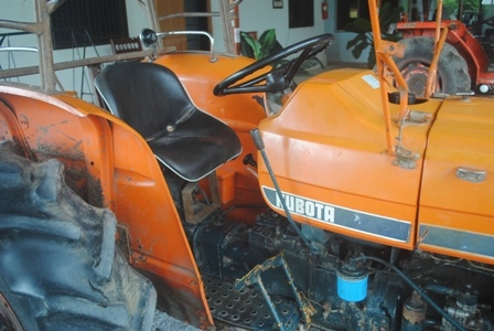 ขายรถไถ Kubota L3001 ตามสภาพครับ สีเดิมๆ