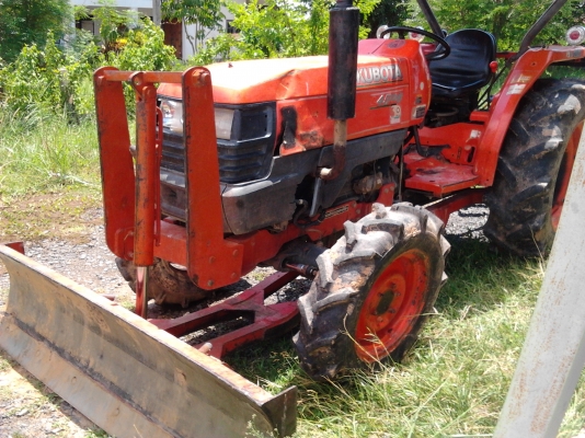 ขายคูโบต้า 45 แรงพร้อมใช้งานด่วนเลยครับ