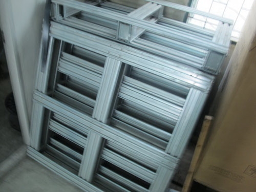 ขายพาเลสเหล็กชุบซิงค์