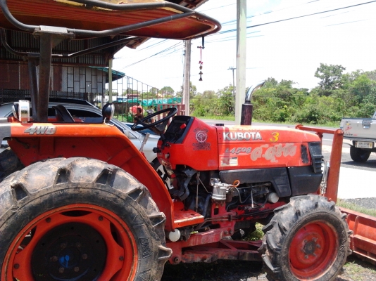 ขายคูโบต้า 45 แรงพร้อมใช้งานด่วนเลยครับ