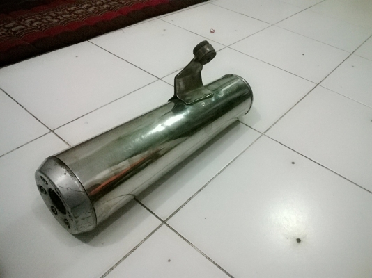 ขายท่อเดิม Bandit 400 cc. ครับ ราคาถูกๆ