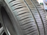 ขายยาง185/60/15 ยางMICHELIN  ENEREY  XM2  ปี 12   (1ชุด )