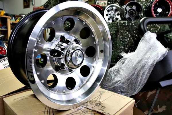 ขายแม็กหยดน้ำขอบ15