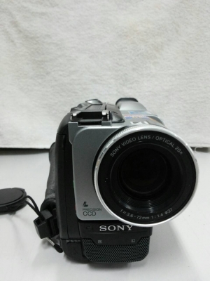ขายกล้องถ่ายวีดีโอ SONY DCR-TRV110E ขายกล้องถ่ายวีดีโอ SONY DCR-TRV110E