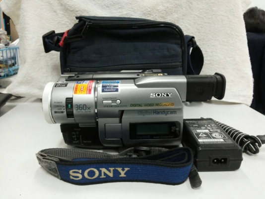 ขายกล้องถ่ายวีดีโอ SONY DCR-TRV110E ขายกล้องถ่ายวีดีโอ SONY DCR-TRV110E