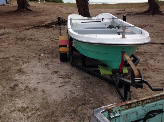 ขายเรือไฟเบอร์ 15 ฟุต พร้อมเทรลเลอร์