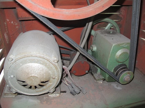 ขายเลื่อยสายพานDY310-SAWMASTER ตัดไม้ เหล็กได้เลย