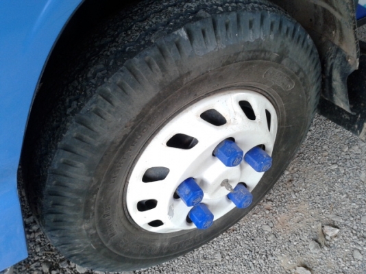 หกล้อดั้มอีซูสุ 3 คิว 100 แรงม้า   (รถสวยมาก) พร้อมใช้งาน  เล่มพร้อมโอน...