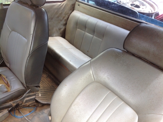 ขาย Isuzu KB. Cab. 2.500cc. เล่มทะเบียนพร้อมโอน