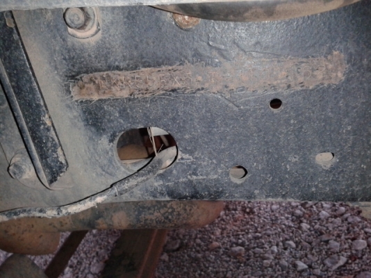 หกล้อดั้มอีซูสุ 3 คิว 100 แรงม้า   (รถสวยมาก) พร้อมใช้งาน  เล่มพร้อมโอน...