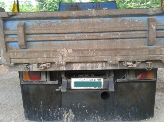 หกล้อดั้มอีซูสุ 3 คิว 100 แรงม้า   (รถสวยมาก) พร้อมใช้งาน  เล่มพร้อมโอน...