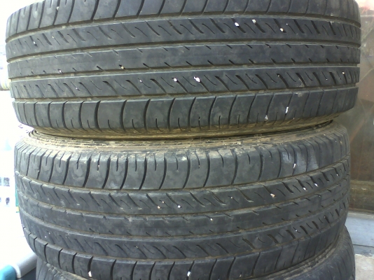 ยางรถ 215/70 R15c  พร้อมกระทะเกียสปอร์ตเทจ