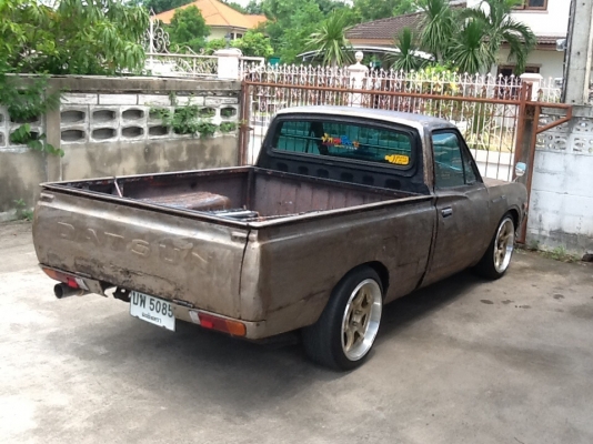Datsun ช้างเหยียบ