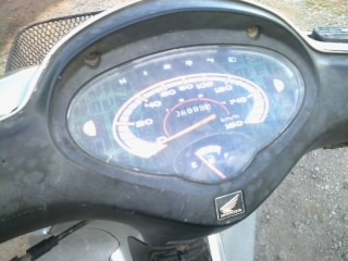 เวฟ125R หน้าแหลม ไมล์สายย สตาทมือ เครื่องเงียบ สตาทมือ ใช้ได้ดี เล่มพร้อมเอกสารครบ