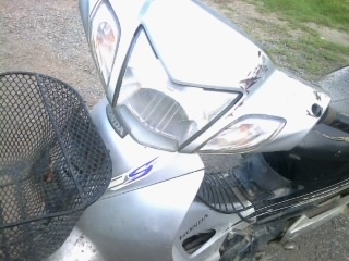 เวฟ125R หน้าแหลม ไมล์สายย สตาทมือ เครื่องเงียบ สตาทมือ ใช้ได้ดี เล่มพร้อมเอกสารครบ