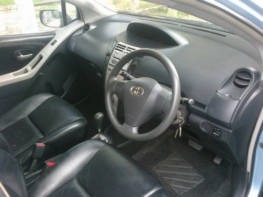 Yaris สภาพดี พร้อมใช้ รถบ้านขายเอง