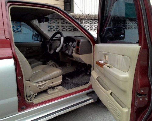 NISSAN FRONTIER 4ประตู 2,500 CC. TURBO INTER 4WD NISSAN FRONTIER 4ประตู 2,500 CC. TURBO INTER 4WD
