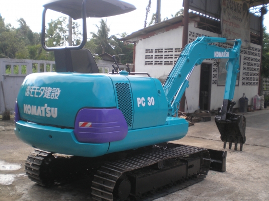 ขายแบคโฮ KOMATSU PC 30-7 ขายแบคโฮ KOMATSU PC 30-7