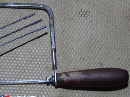 เลื่อยฉลุ เลื่อยองศาครับ