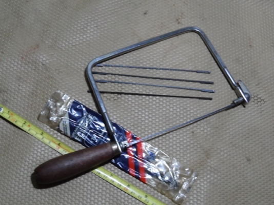 เลื่อยฉลุ เลื่อยองศาครับ