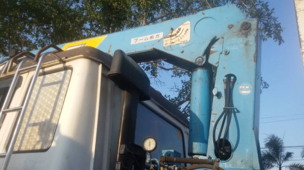 HINO-เครื่องHO7D-195-ติดเครนTADNO-ท้องV-5ตัน4ปลอก-3ชัก-7.20เมตร.รวมเครน-สภาพสวยพร้อมใช้-ราคา-1.090.000บ