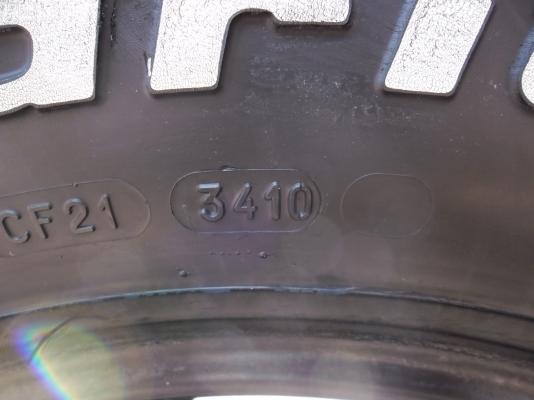 BF mud KM2 285/75R16 ดอกเต็ม สภาพเหมือนใหม่ 1 ชุด BF mud KM2 285/75R16 ดอกเต็ม สภาพเหมือนใหม่ 1 ชุด