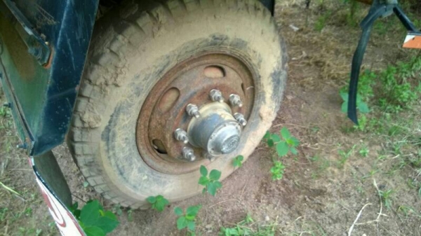 ขายหาง สามมิต.  2 เพลา. ปี 50  สนใจติดต่อ 081 - 6079515