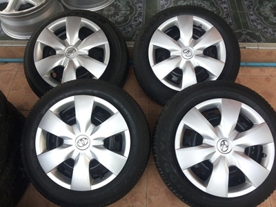 ขายล้อกะทะ TOYOTA ขอบ15 4รู100 พร้อมยางและฝาครอบ 4 ล้อ