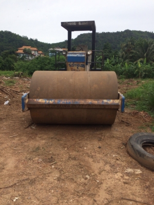 (ลงรายละเอียดใหม่...และลดราคา)รถบด10ตัน INGERSOLLRAN SD-00D H2-D4 สภาพดี ยางสวยเต็ม...