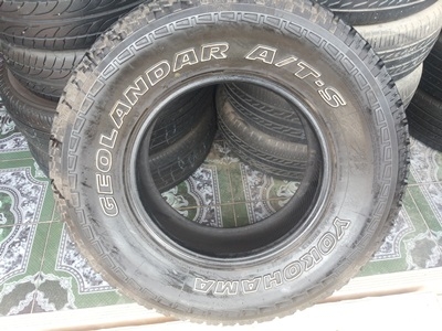 ขายยาง265/70/16 ปี 1913 YOKOHAMA GEOLANDAR AT 1 ชุด
