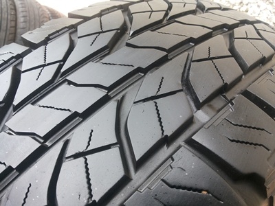 ขายยาง265/70/16 ปี 1913 YOKOHAMA GEOLANDAR AT 1 ชุด