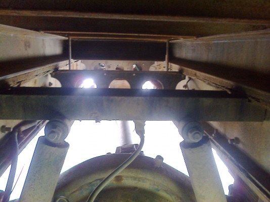 หกล้อ อีซูซุ ร็อคกี้ FRR12Lเครือง175แรง กะบะมีเนียมยาว7.20เมตร ทะเบียนพร้อมโอน ราคาเบาๆครับ