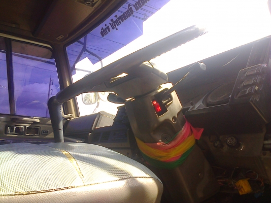 หกล้อ อีซูซุ ร็อคกี้ FRR12Lเครือง175แรง กะบะมีเนียมยาว7.20เมตร ทะเบียนพร้อมโอน ราคาเบาๆครับ