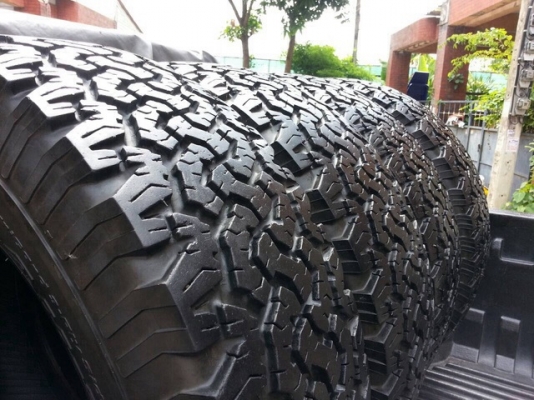 ขายยาง  BF  265 x 75 x 16