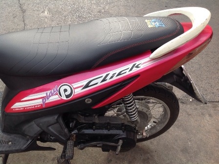 CLICK Play สตาร์ทมือเท้าปกติ ภาษีครบ ยางหน้าหลังใหม่ครับ แบตใหม่ รถสมบูรณ์จริง