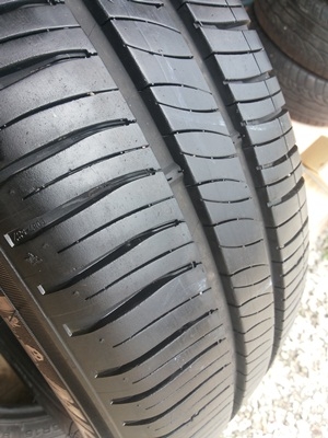 ขายยาง185/60/15 ปี 13 MICHERLIN ENERGY XM2 1ชุด