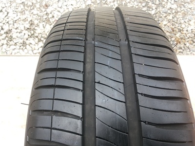 ขายยาง185/60/15 ปี 13 MICHERLIN ENERGY XM2 1ชุด