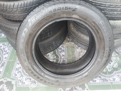ขายยาง195/65/15 ปี 12/2เส้นปี11/2เส้น GOODYEAR Excellence 1 ชุด