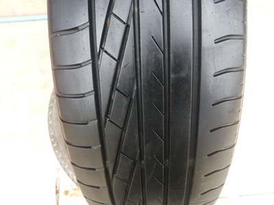 ขายยาง195/65/15 ปี 12/2เส้นปี11/2เส้น GOODYEAR Excellence 1 ชุด
