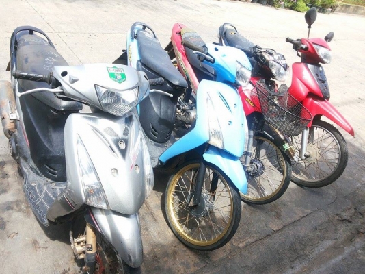 ขายคันล่ะ 6000 ตามสภาพ เอกสารพร้อมชุดโอนครบ รถอยู่บางใหญ่่ นนทบุรี โทร 0843545593