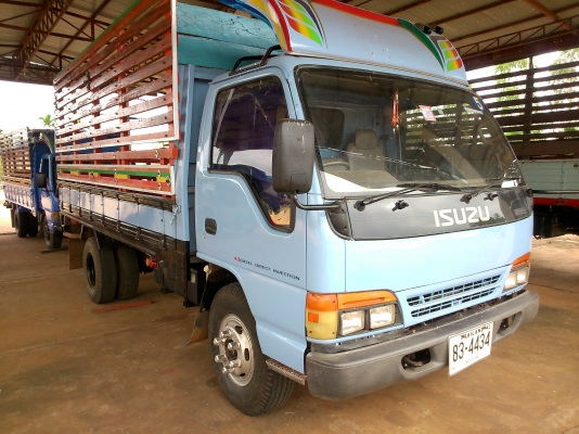 Isuzu 120แรง สวยๆ สภาพพร้อมใช้งาน คอกไม้ไหม่ Isuzu 120แรง สวยๆ สภาพพร้อมใช้งาน คอกไม้ไหม่