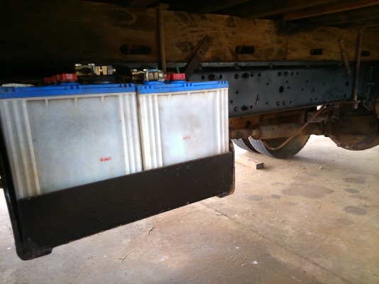 Isuzu 120แรง สวยๆ สภาพพร้อมใช้งาน คอกไม้ไหม่ Isuzu 120แรง สวยๆ สภาพพร้อมใช้งาน คอกไม้ไหม่