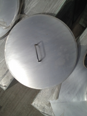 ขาย Hopper Tank ขนาด 1,500 ลิตร มีฝาปิด-เปิด ทุกใบ สภาพสวยมากๆ