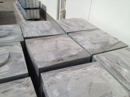 ขาย Hopper Tank ขนาด 1,500 ลิตร มีฝาปิด-เปิด ทุกใบ สภาพสวยมากๆ