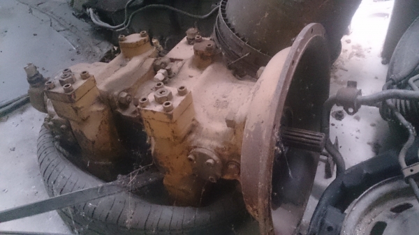 ขายปั๊มไฮดรอลิค cat 320 ขายปั๊มไฮดรอลิค cat 320