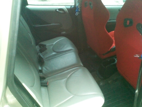 JAZZ 1.5 E ปี05 เครื่องดีไม่มีเยิ้ม ราคาจบได้จบ