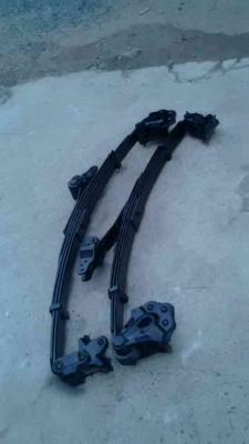 แหนบรถ6ล้อฮีโน้195สนใจติดต่อ อ้อยอ่างทอง 0892436011