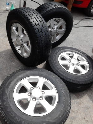 ขอบ 16 แม๊ก ISUZU มีชุด 4 วงพร้อมยาง TEL.081-427-3941 ขอบ 16 แม๊ก ISUZU มีชุด 4 วงพร้อมยาง TEL.081-427-3941